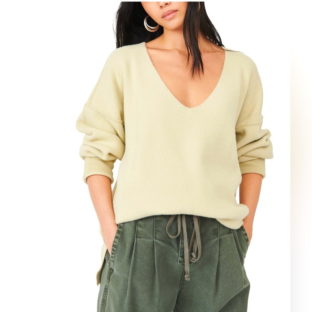 Free People - V-Neck Sweater Weather - Relaxed Fit - Marzipan Combo - Size: S